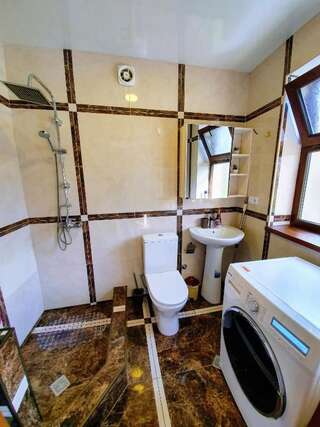 Дома для отпуска ---Allegria House--- Степанцминда Дом для отпуска-63
