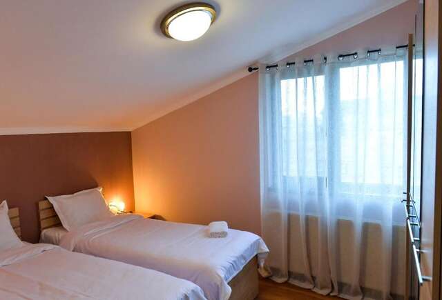 Дома для отпуска ---Allegria House--- Степанцминда-85